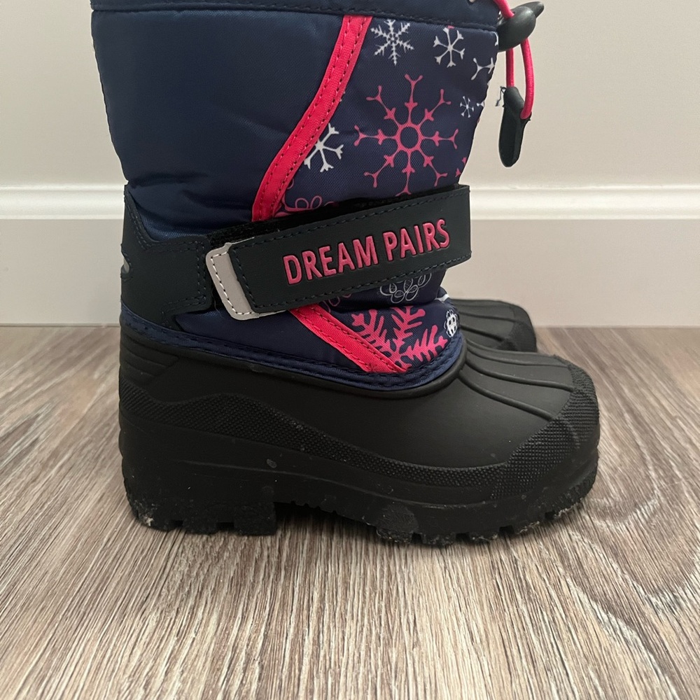 Dream Pairs Kids Snow Boots - Black and Pink